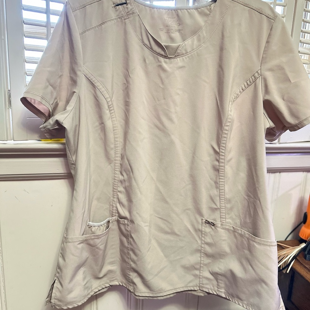Women’s Cherokee Infinity scrub top